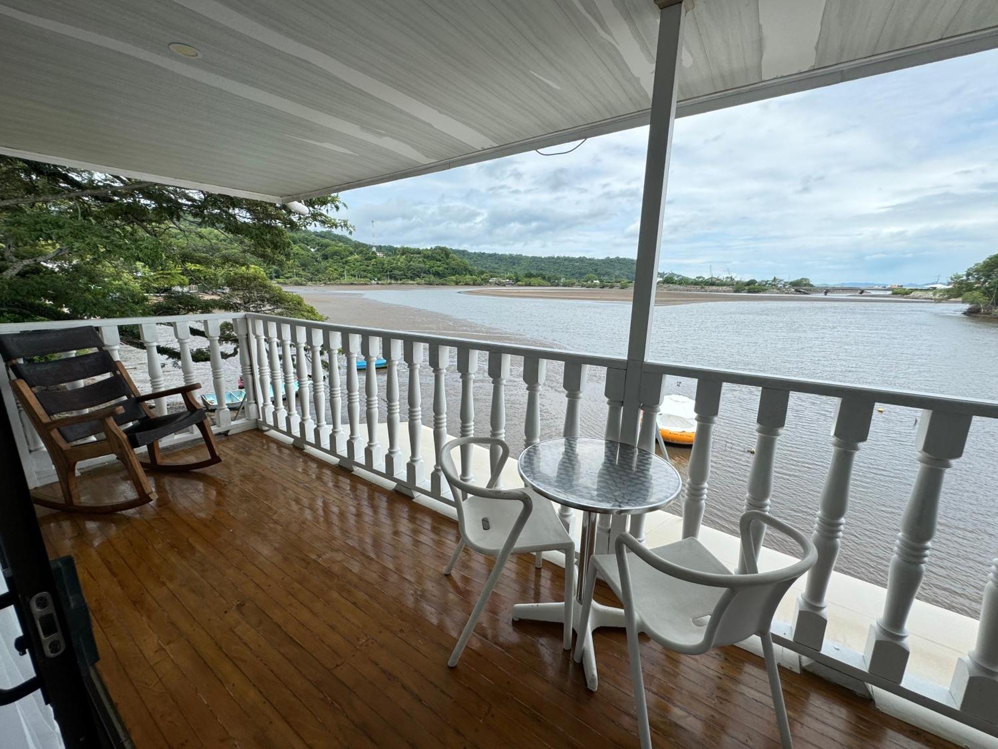 Hotel Y Restaurante Costa Del Sol Mata de Limon Экстерьер фото